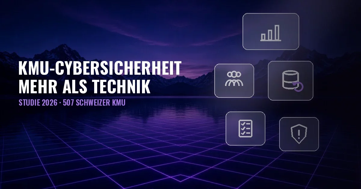 Nachtlandschaft mit See, Bergen und violettem Raster, Glaspaneele mit Symbolen für Diagramm, Personen, Backup, Checkliste und Schild, und der Titel KMU-Cybersicherheit 2026, mehr als Technik